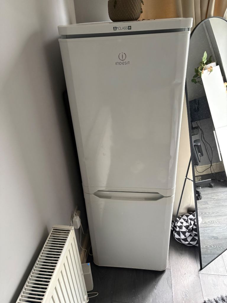 Fridge/freezer 