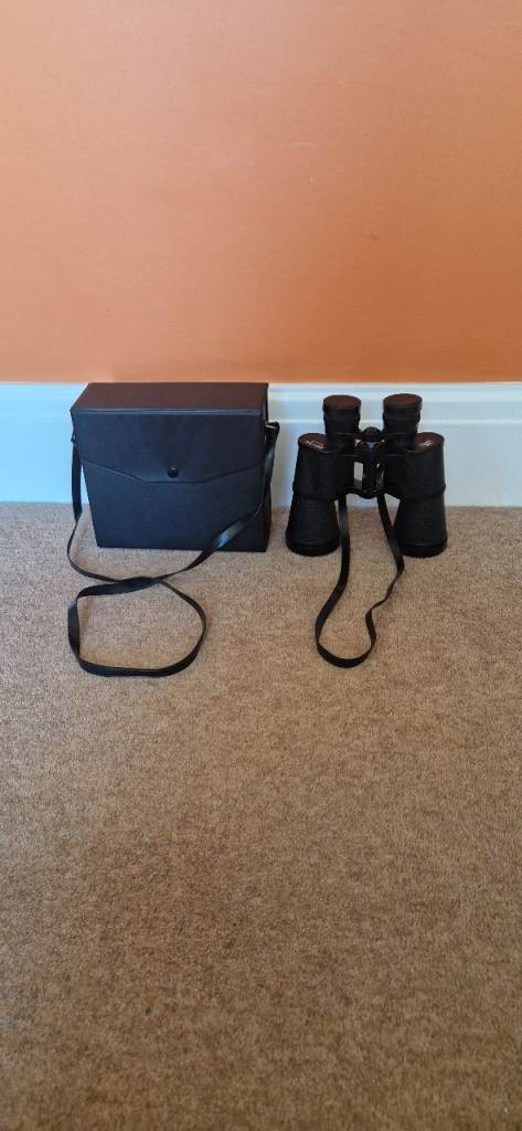 MARK SCHEFFEL DELUXE OPTICS FIELD 3 BINOCULARS WITH CASE AND EYE CAPS. EXCELLENT. 