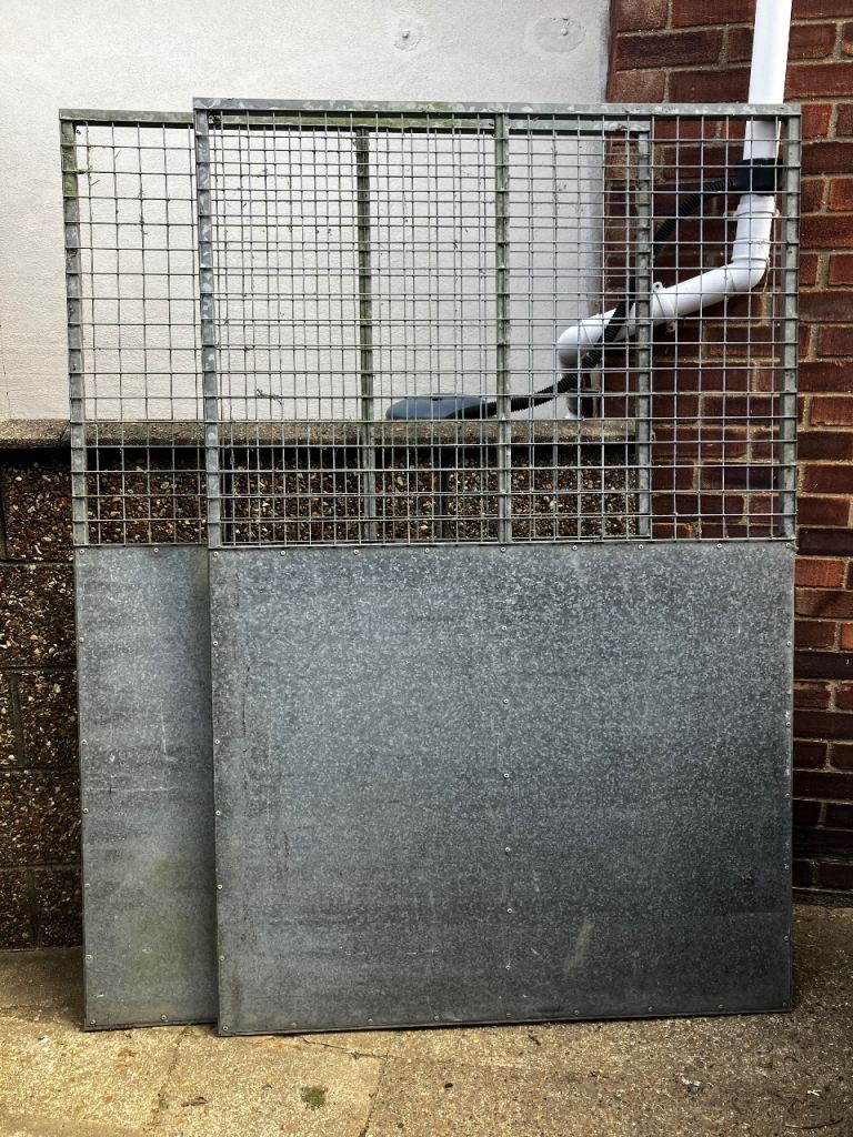 Galvanised dog run sections x2