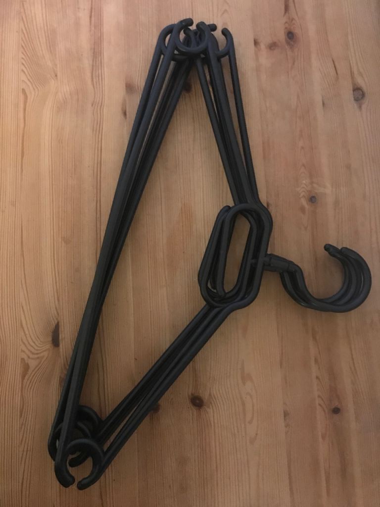image for Plastic Hangers x10