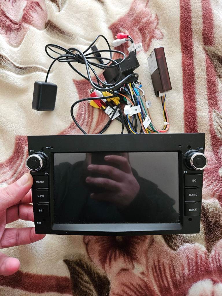 VAUXHALL DOUBLE DIN ANDRIOD APPLE PLAY FOR SALE 