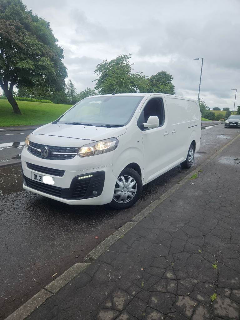 21/ reg  Vauxhall vivaro sportive cdti ulez  lwb sim  trafic transit expert
