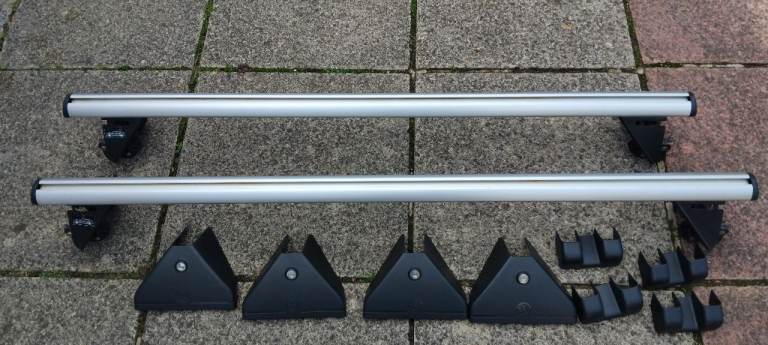Vauxhall vecta roof bars 