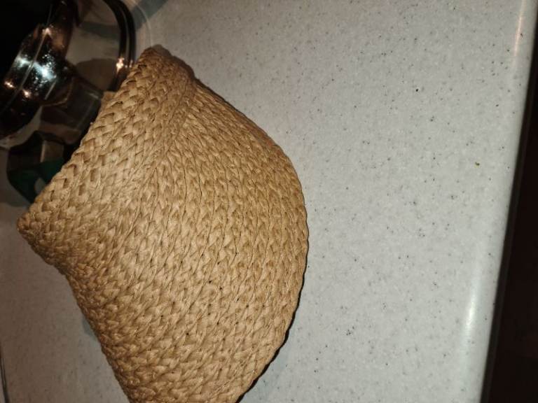 Straw peak cap needs attention priced accordingly uk one size