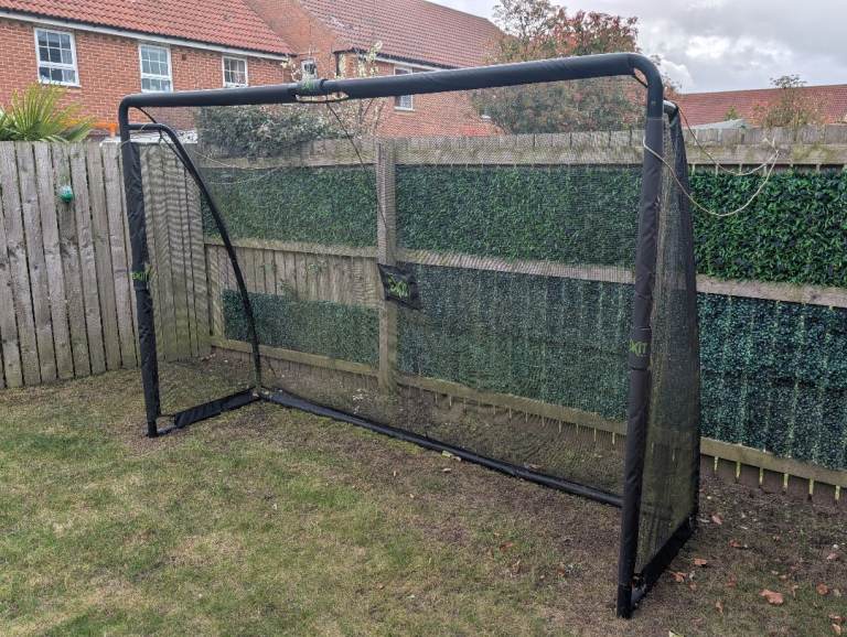 EXIT Finta Soccer Goal 300x200cm with Training Screen