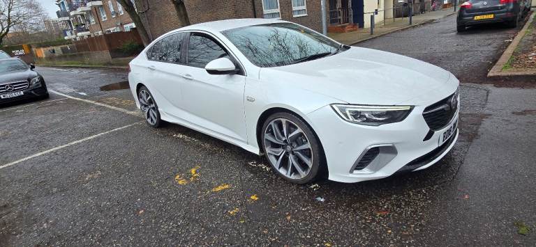 Rare Vauxhall Insignia GSI model 260ps