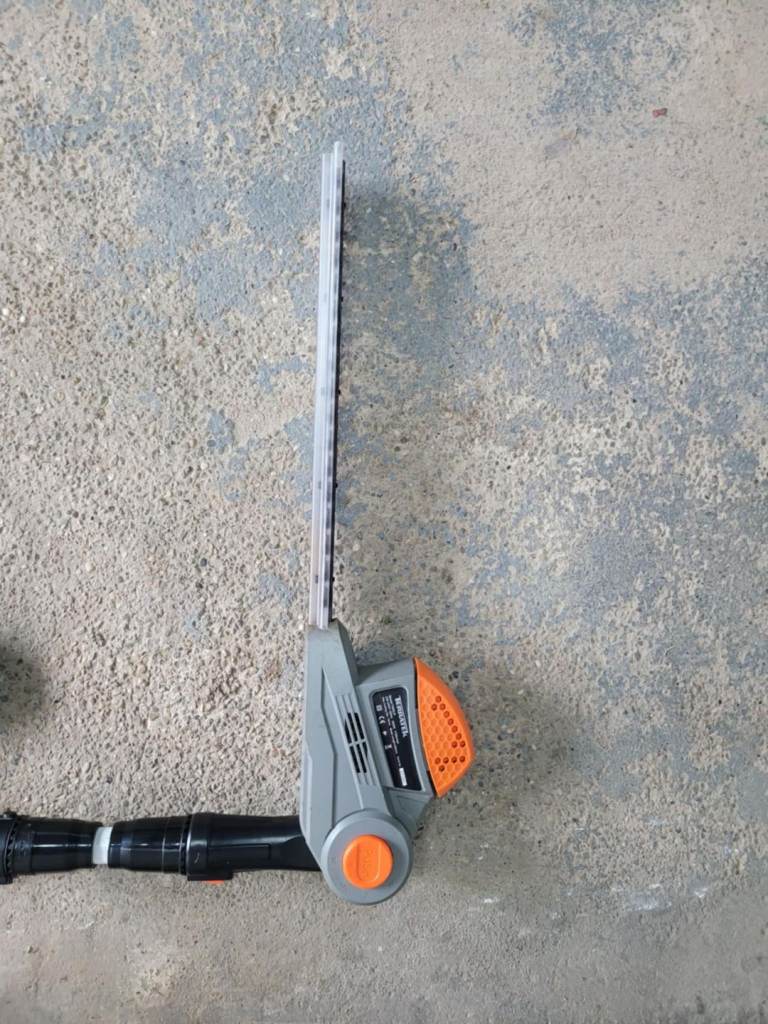 hedge trimmer 