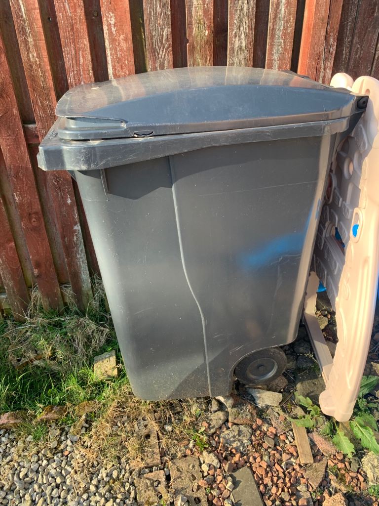 Black wheelie bin