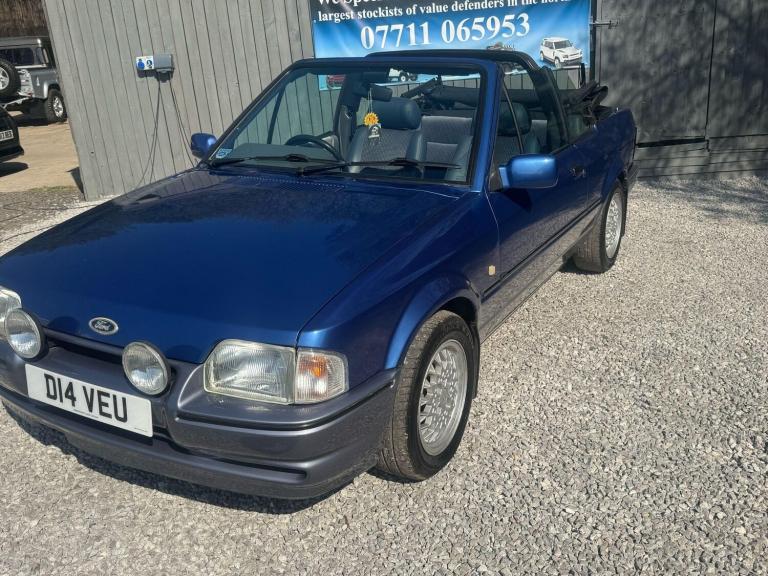  Ford Escort 1.6 XR3i Two-Tone 2dr Petrol Manual