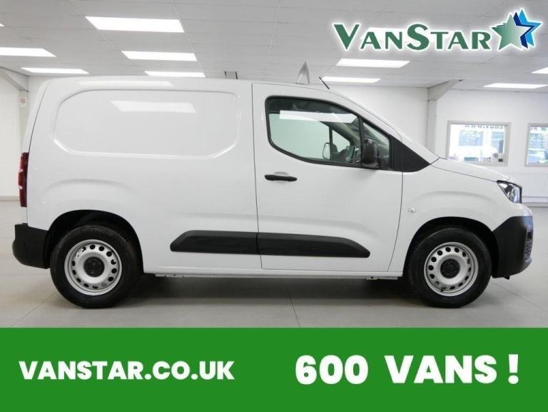 2024 PEUGEOT E-PARTNER 50 KWH 800 PROFESSIONAL PREMIUM + AUTO ( 200 MILES ! )