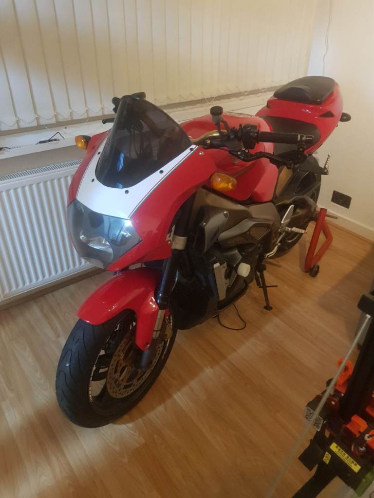 Aprilia Tuono Fighter