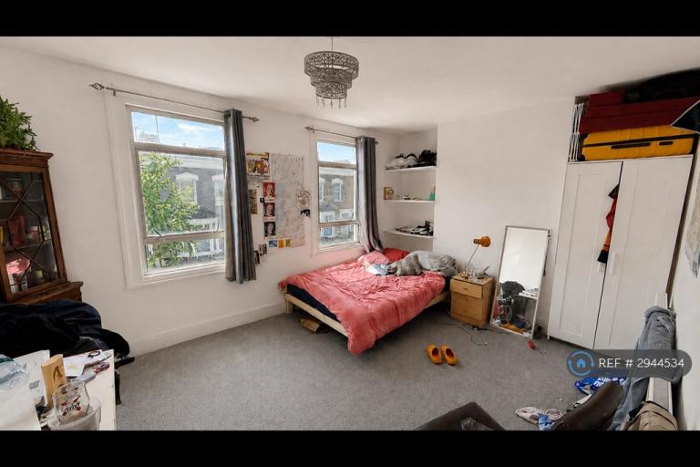 4 bedroom house in Elverson Road, London, SE8 (4 bed) (#2944534)