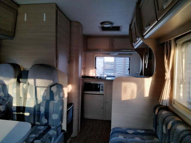 PLEASE BE AWARE THIS VEHICLE HAS BEEN STOLEN 