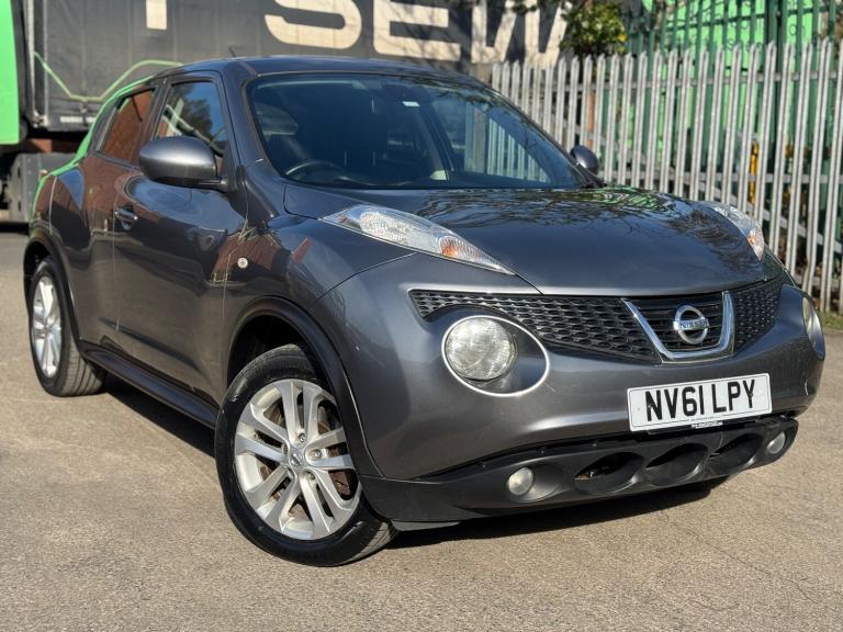 2011 Nissan Juke 1.6 DIG-T Tekna SUV 5dr Petrol CVT 4WD Euro 5 (190 ps) Petrol