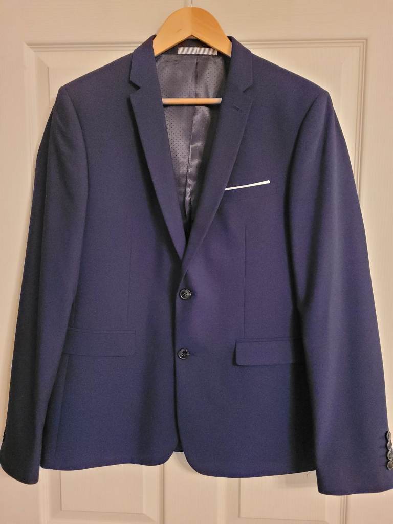 BURTON Navy Blue Three Piece Suit *Like New*