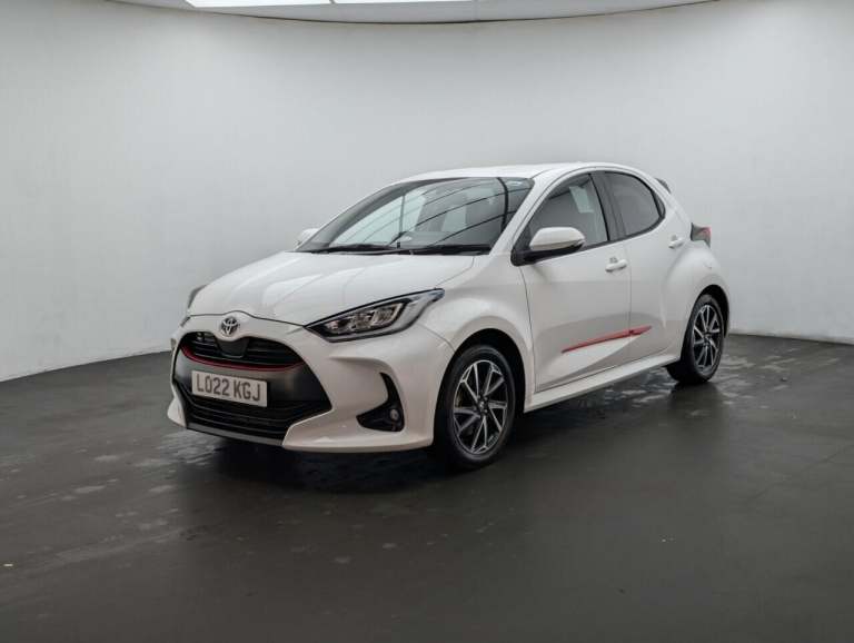 2022 Toyota Yaris 1.5 VVT-h Design Hatchback 5dr Petrol Hybrid E-CVT Euro 6 (s/s) (116 ps) -  HAT...
