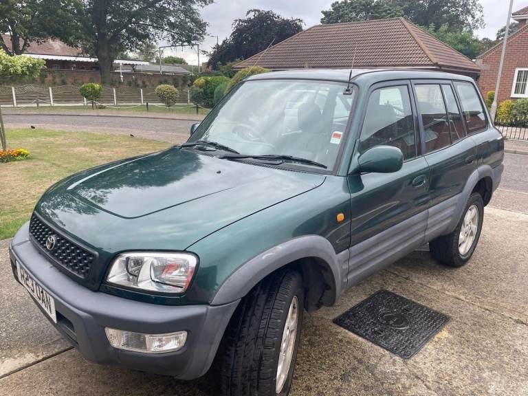 Beautiful RAV 4 VX Estate