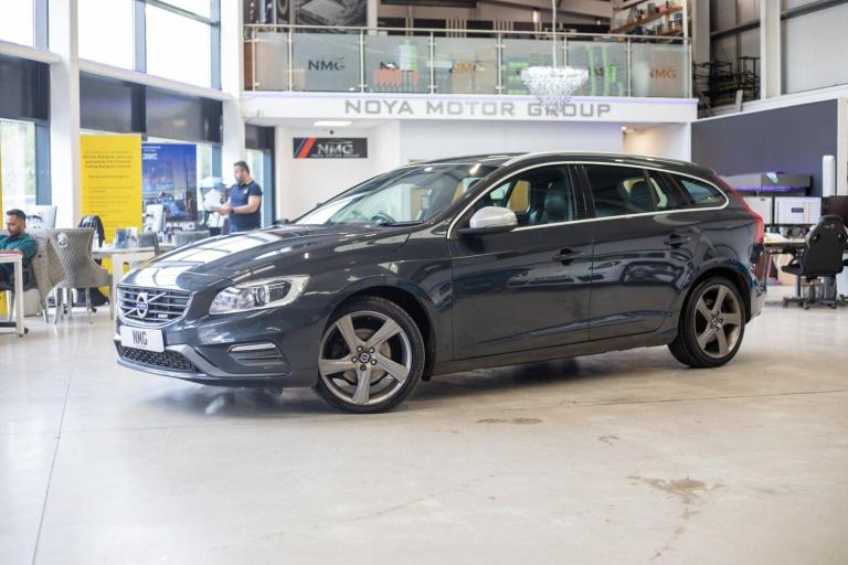 2013 Volvo V60 D2 [115] R DESIGN Lux Nav 5dr ESTATE DIESEL Manual
