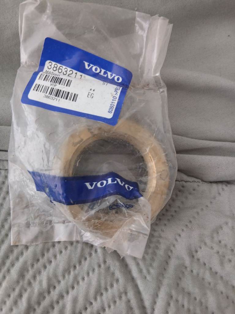 Volvo Genuine Part 3863211 – Brand New