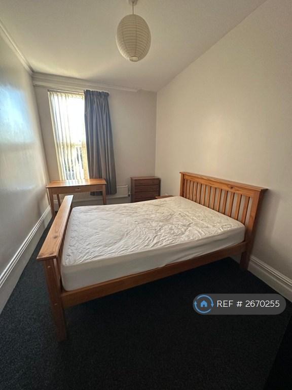 9 bedroom house in Wilmslow Road, Manchester, M20 (9 bed) (#2670255)
