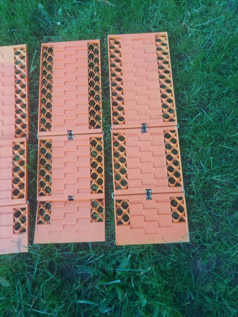  Vechile  Traction Winter slip tracks