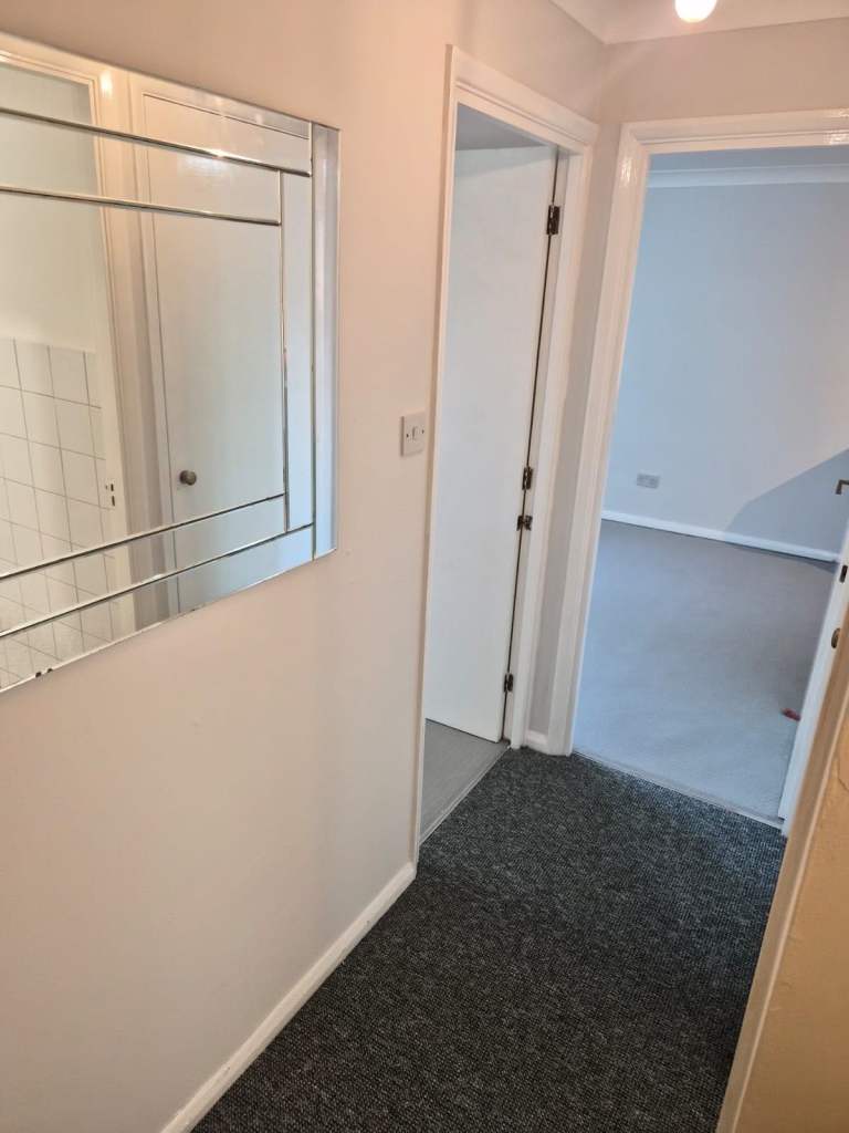 1 Bedroom Ground Floor Flat to Let Colnbrook SL3 0NH