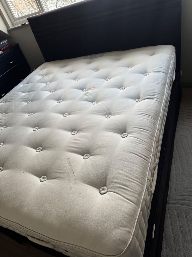 Super king luxury bed