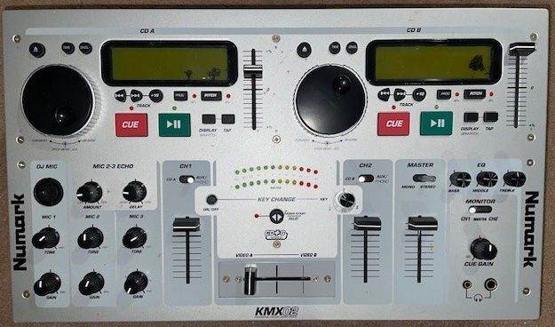 Numark Twin CD disco and Karaoke Player