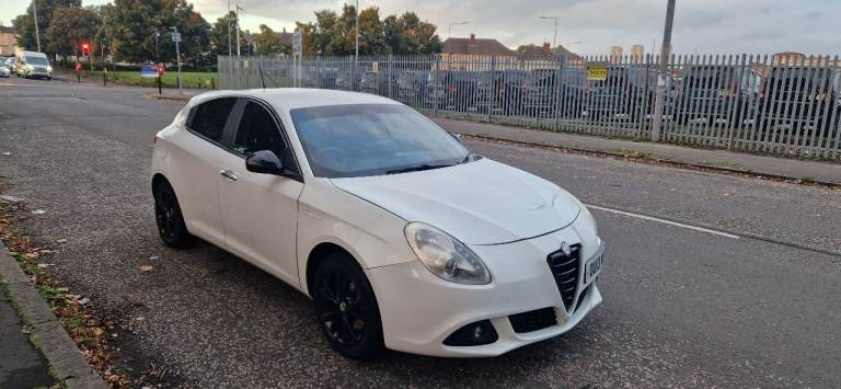 Alfa Romeo, GIULIETTA, Hatchback, 2013, Manual, 1368 (cc), 5 doors