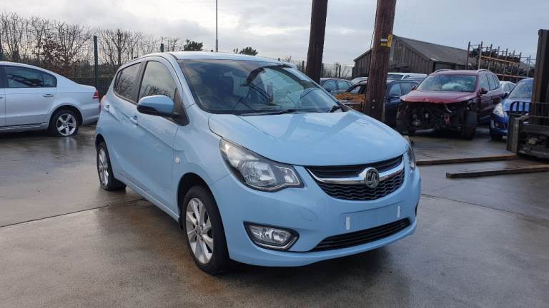 **For parts** Vauxhall Viva SL, 1.0 petrol 5 speed (2016).