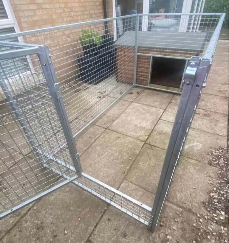 Large Dog kennel and galvanised dog run