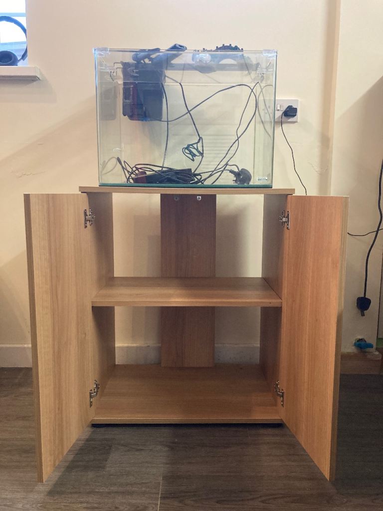 Tank + Cabinet and accessories 