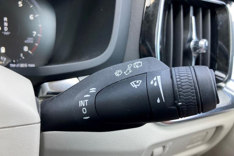 2021 Volvo V60 2.0 B5P Cross Country 5dr AWD Auto Estate Hybrid Automatic