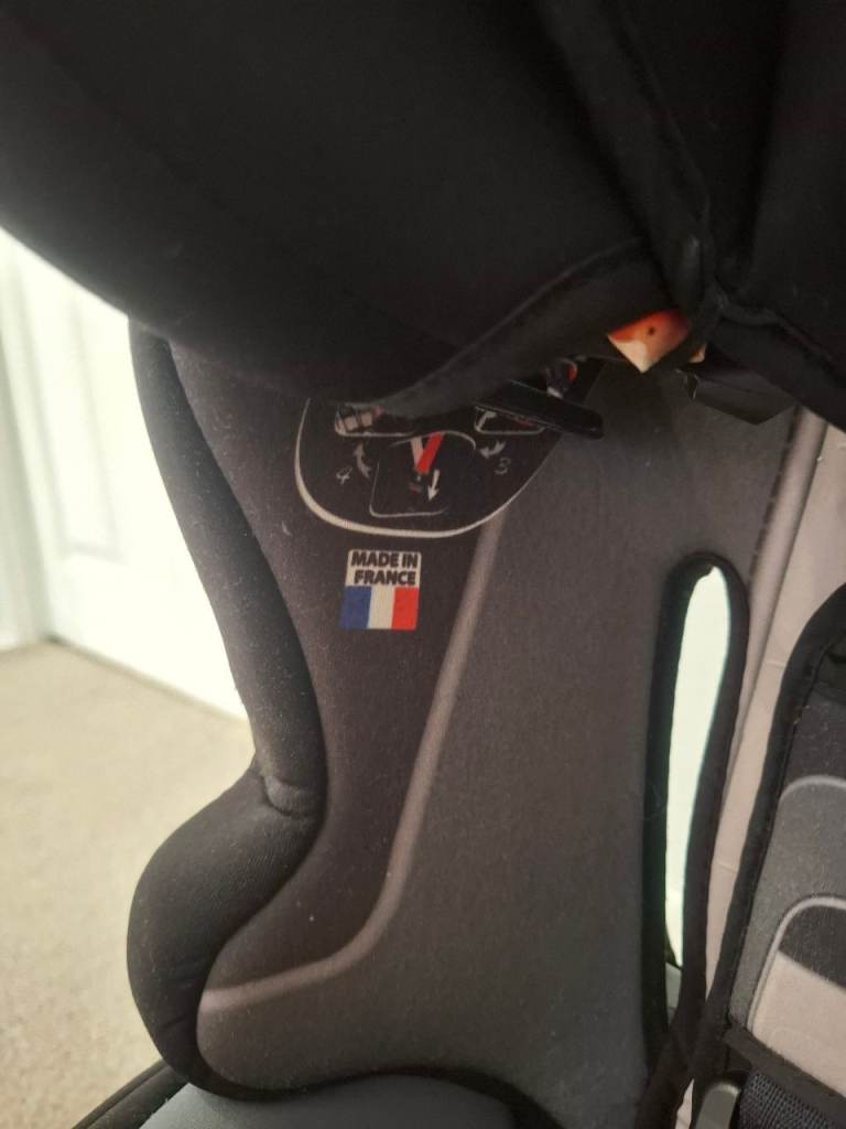 Child Car Seat Made in France - Fair Condition