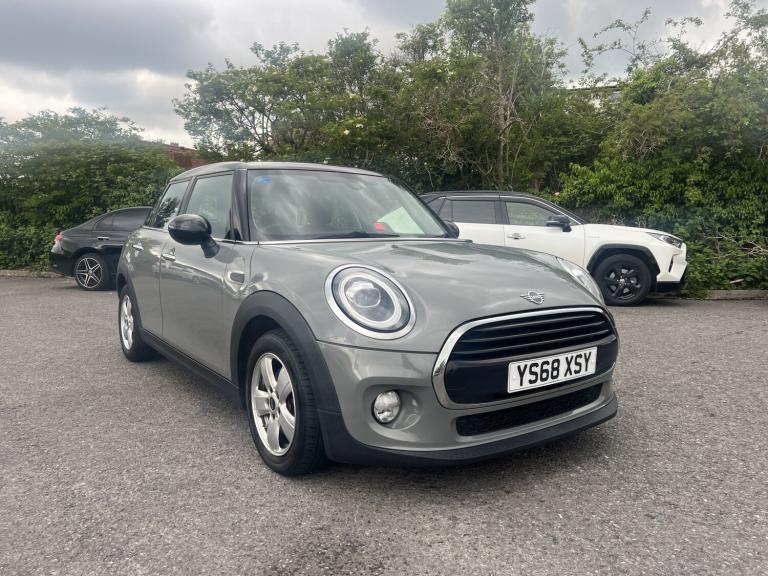 MINI HATCH 1.5 5-Door Hatch Cooper Classic 2018