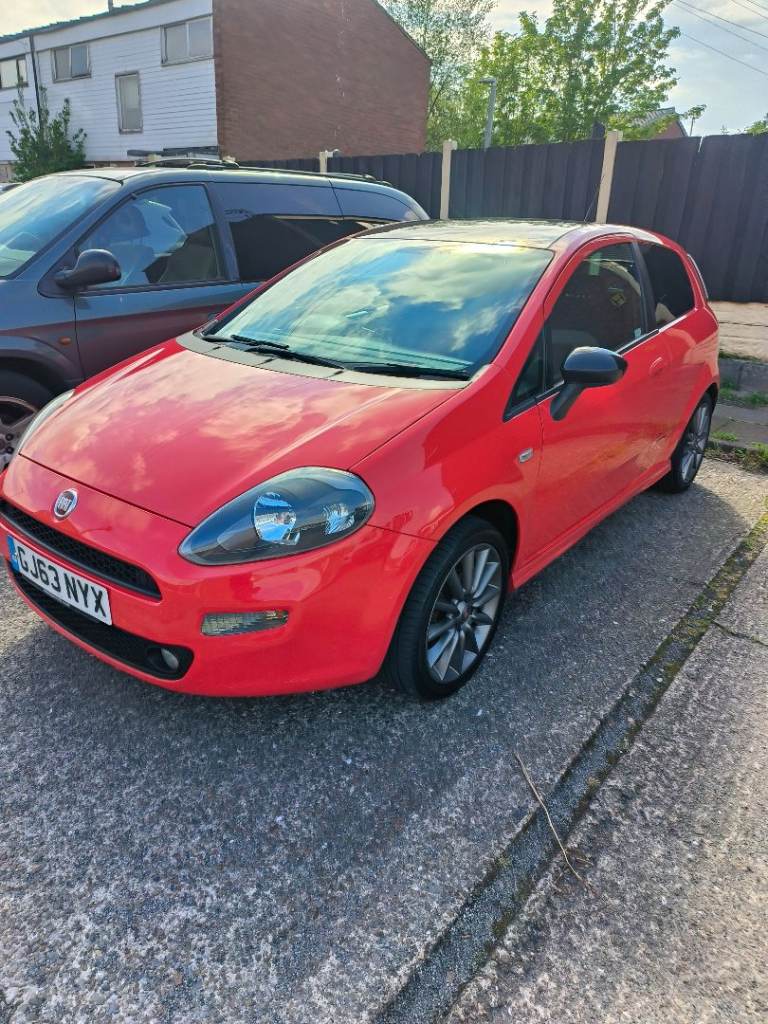 Fiat, PUNTO, Hatchback, 2013, Manual, 1368 (cc), 3 doors