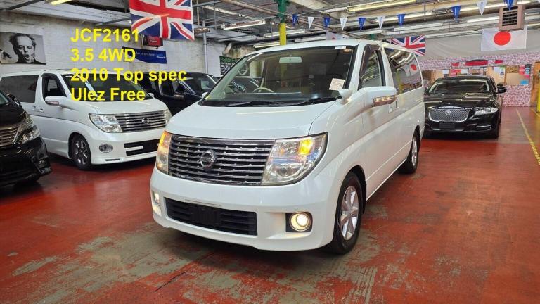 2026 Nissan Elgrand 3.5 4wd Recliners Curtains Cameras PETROL Automatic