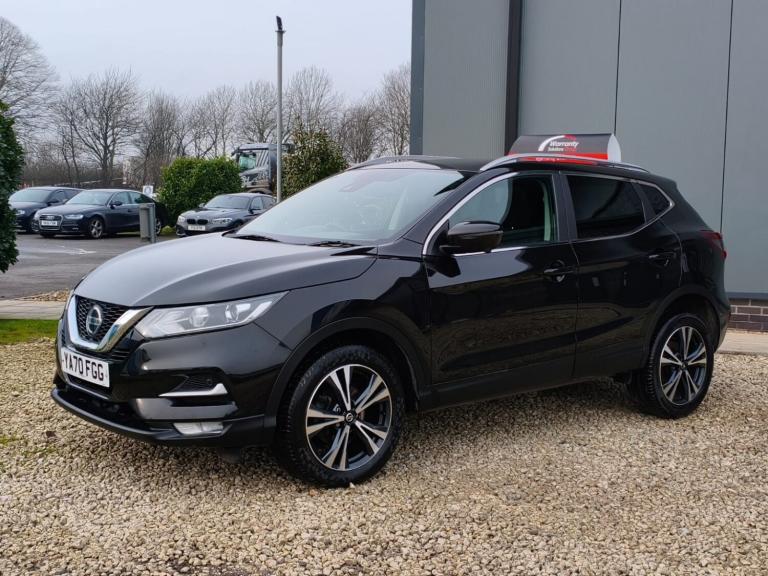 NISSAN QASHQAI 1.3 DIG-T N-Connecta Black Manual Petrol 2021