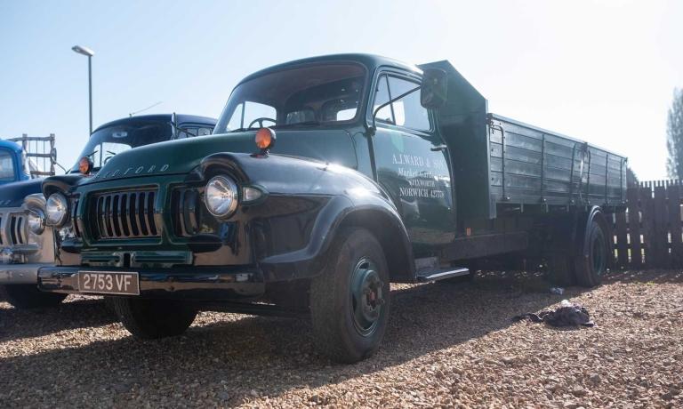 1960 Bedford J3 TRUCK  Petrol Manual