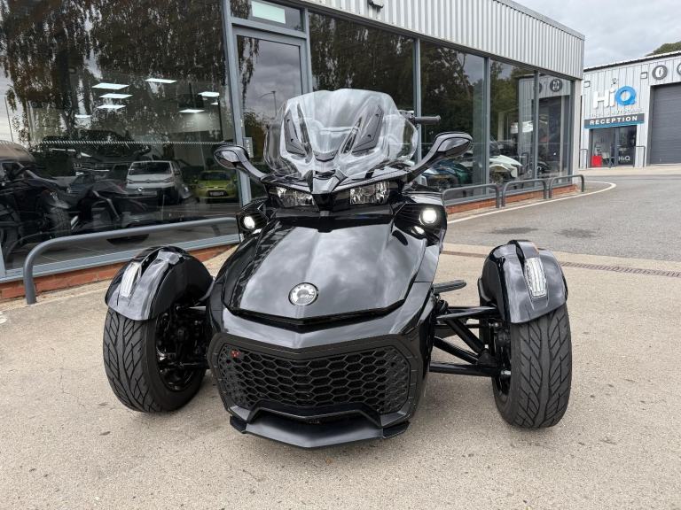2021 CAN-AM SPYDER F3 6 speed semi automatic TRIKE