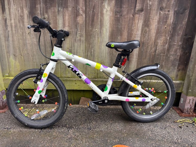 Frog 48 polka dot bike 