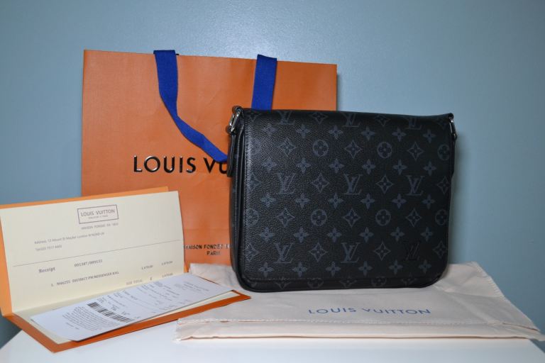 Lv District PM messenger bag 