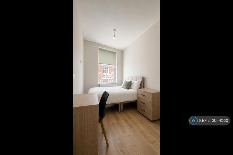 1 bedroom in Sadler Gate, Derby, DE1 (#2644066)