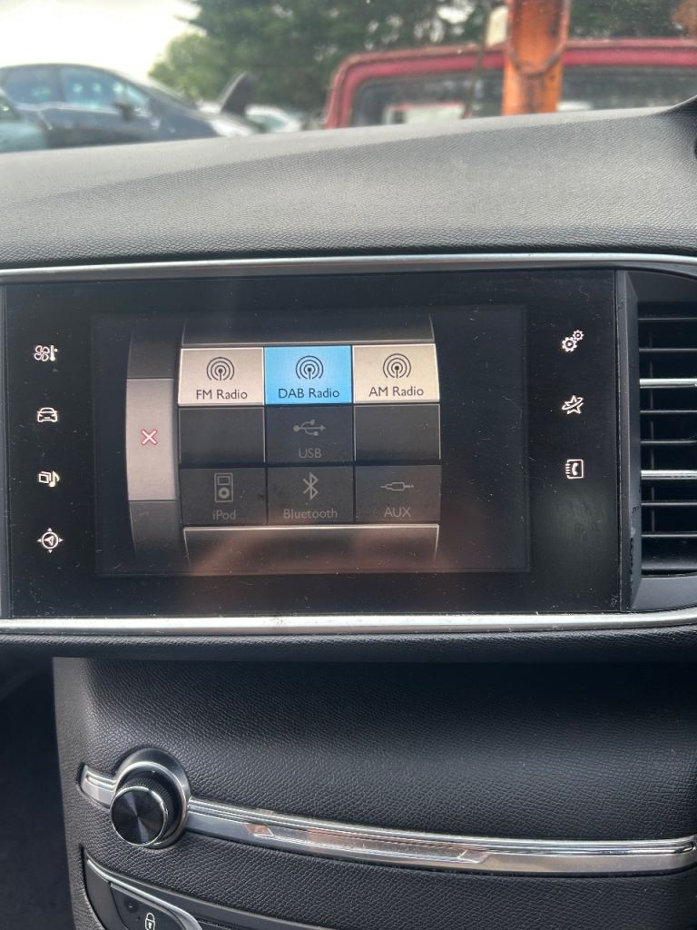 Peugeot Connect Car Display Screen DAB, Bluetooth, Sat Nav