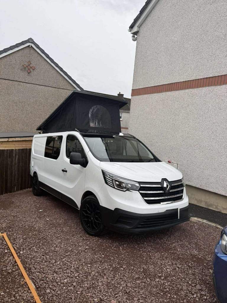 Renault, TRAFIC, Panel Van, 2023, Manual, 1997 (cc)