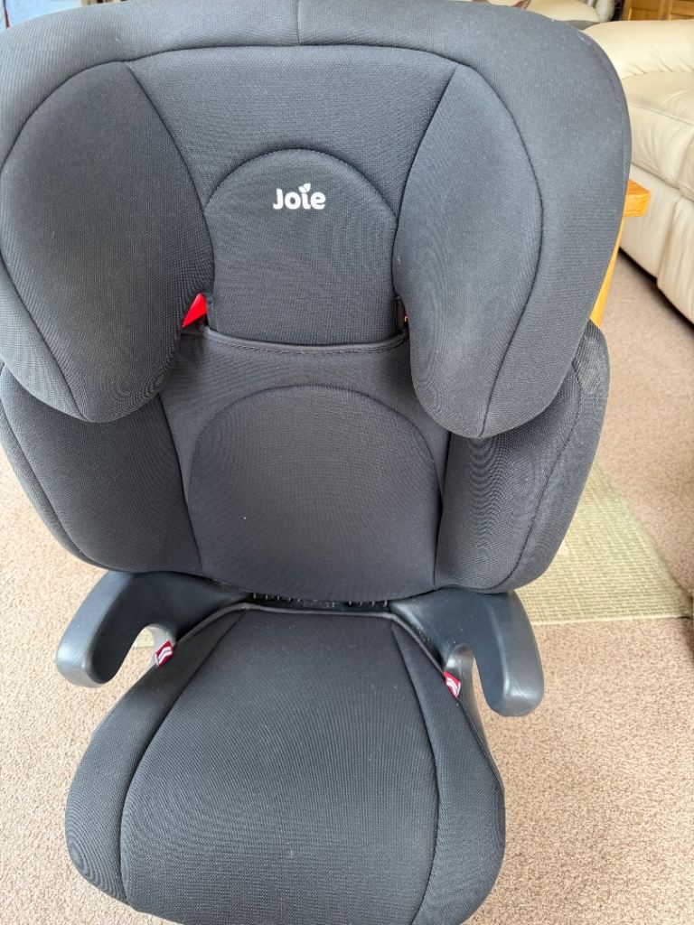 Joie Black Child Car Seat - Good Condition