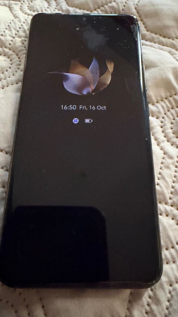 Honor 90 smart phone 