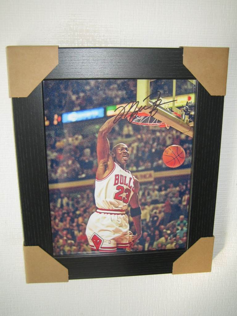 Michael Jordan Hand Signed Photograph Framed with Certificate of Authenticity 