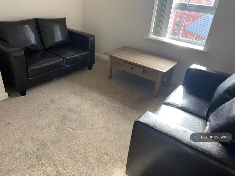2 bedroom flat in Canley, Coventry, CV4 (2 bed) (#2939868)