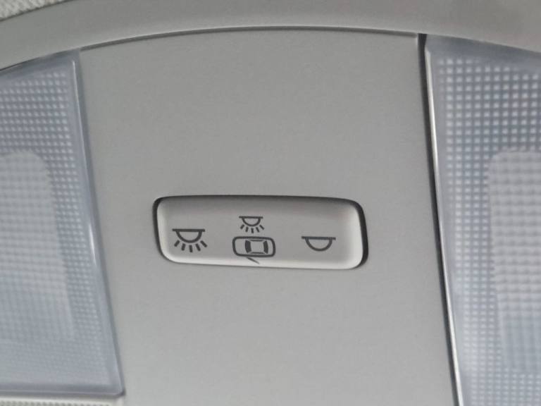 2019 Hyundai KONA 64kWh Premium SE SUV 5dr Electric Auto (7kW Charger) (204 ps) HATCHBACK ELECTRI...